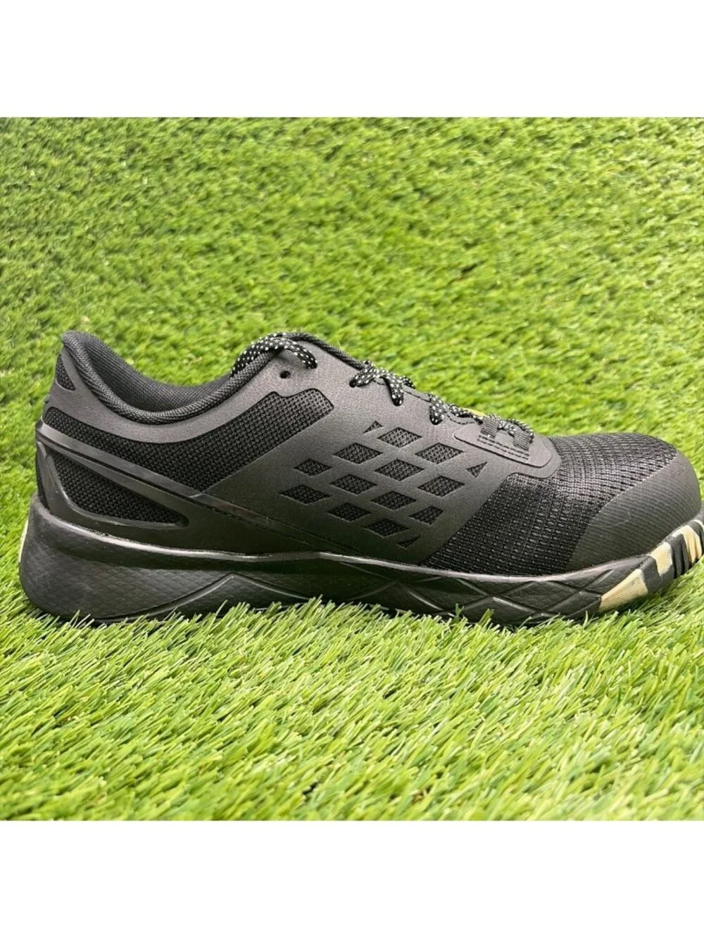 Reebok Nanoflex TR Women Size 9.5D Black Outdoor Composite Toe Safety Work Shoes